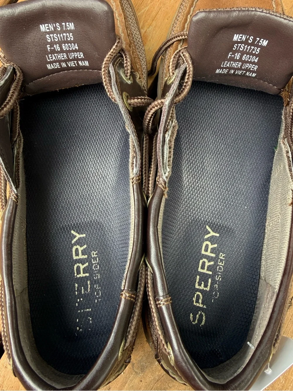 Sperry Men's Tarpon 2-Eye Boat Shoe in Brown/Buc Brown colorway